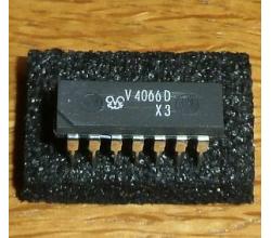 4066 ( V 4066 D = 4 analog Schalter )
